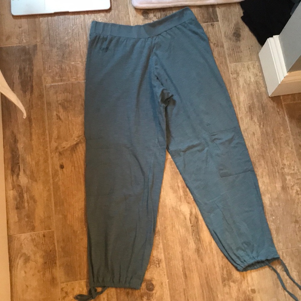 GOUBI Chambray Cinched Pants